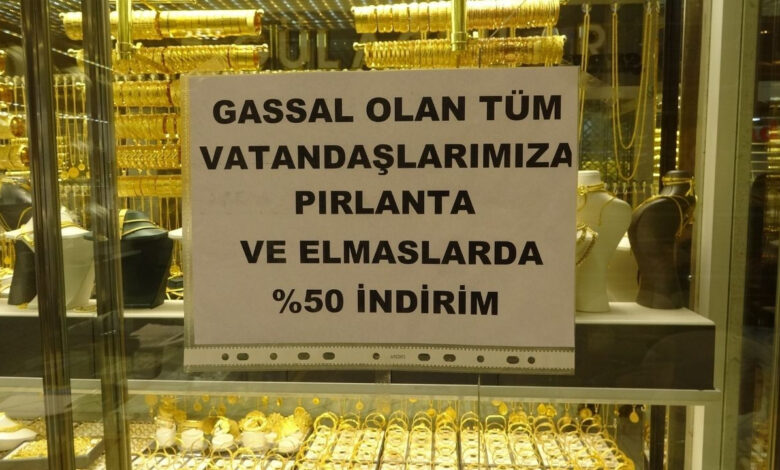 gassalllara elmas ve pirlantada yuzde 50 indirim biraz da yuzleri gulsun zWWV4Qth