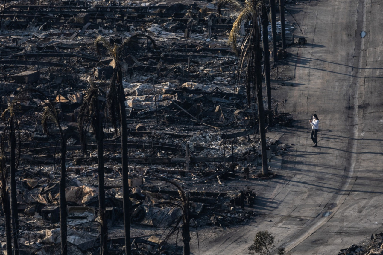 gezegenden mektuplar los angeles yaniyor istanbula kar yagmiyor nedeni ayni 1 cIiPPdAL