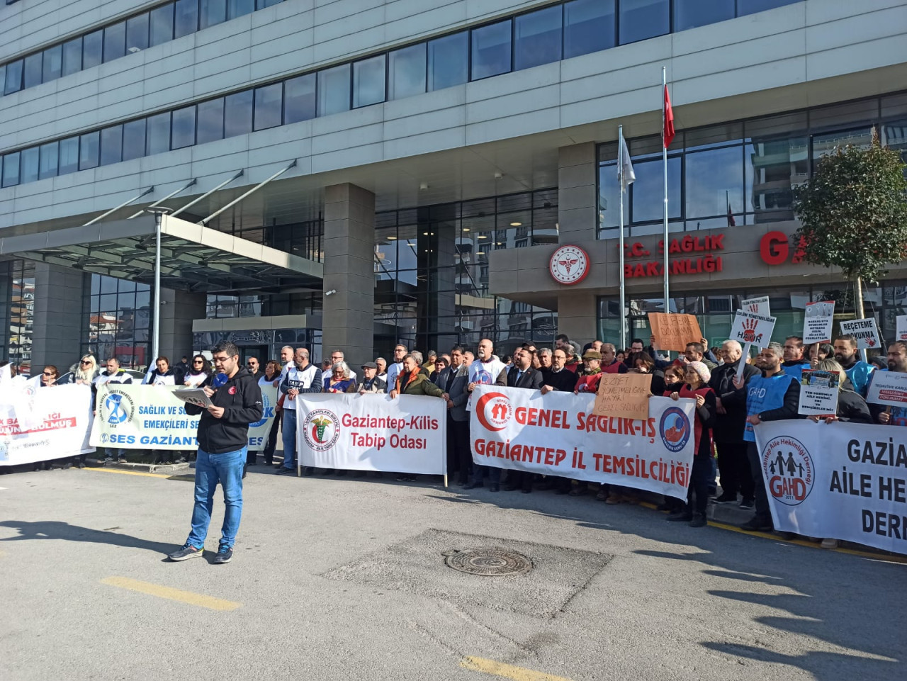 turkiye genelinde aile hekimleri is birakti eylemlerimiz devam edecek 3 fUcAgQhN