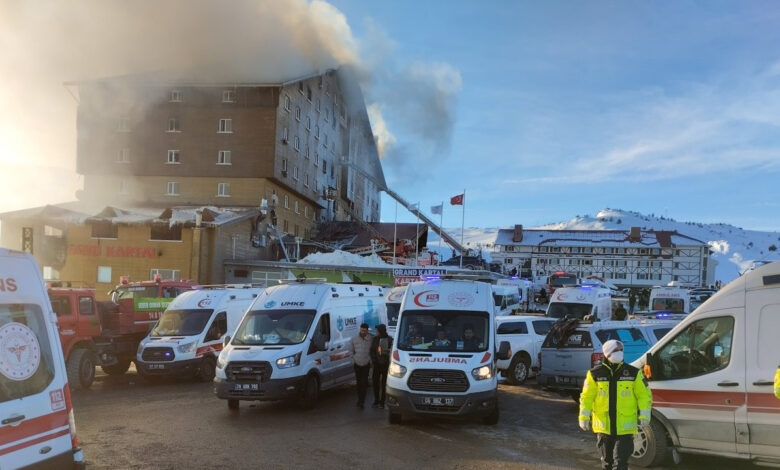 kartalkayadaki otel yanginiyla ilgili sorusturma baslatildi bakan tunctan aciklama Ma8vzqnU