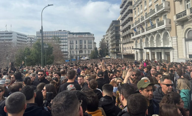 yunanistanda 57 kisinin oldugu tren kazasinin ikinci yili kimse cezalandirilmadi Q2ExtCK1