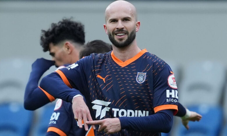 basaksehir kupada farkli kazandi joao figueiredo hat trick yapti rNYyZ5hL