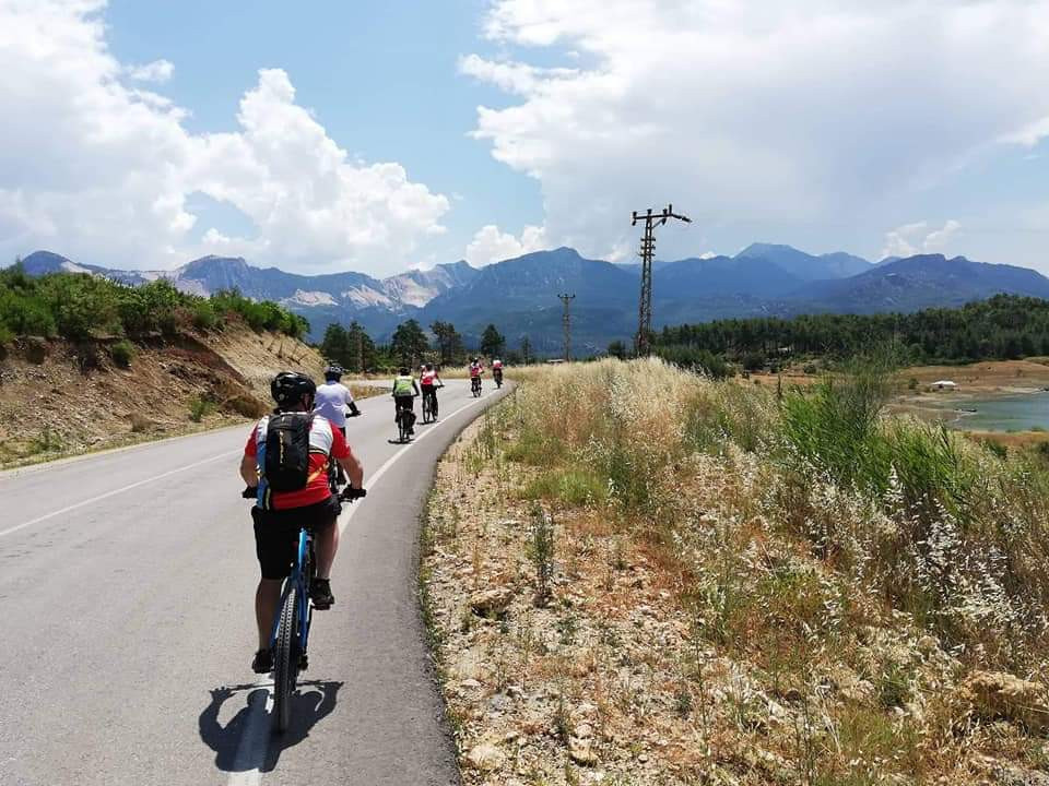 bisikletliler isyanda birer birer oluyoruz 0 nlO72blm