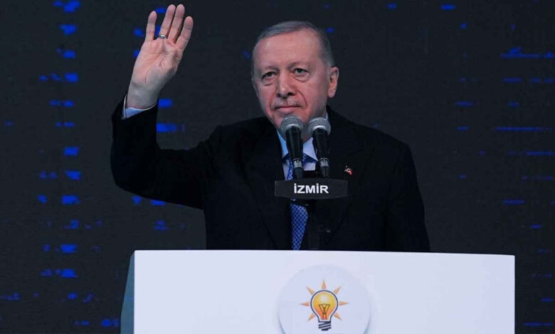 erdogan yagmur ciselese izmiri su basiyor kimsenin umurunda degil daDP1O49