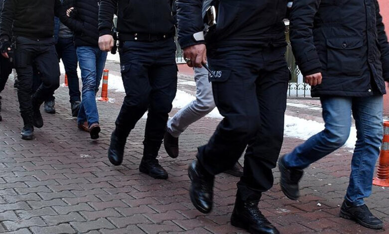 Bitlis'te operasyon: 5 kişi tutuklandı 1 bitliste operasyon 5 kisi tutuklandi tWQZsXdk