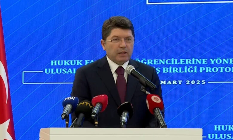 Adalet Bakanı Yılmaz Tunç: Adalet, her şeyi yerli yerine koymaktır 1 adalet bakani yilmaz tunc adalet her seyi yerli yerine koymaktir JyuLxy8Z