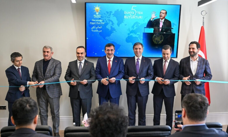 AK Parti Londra'da temsilcilik açtı 1 ak parti londrada temsilcilik acti L3pa3lYB