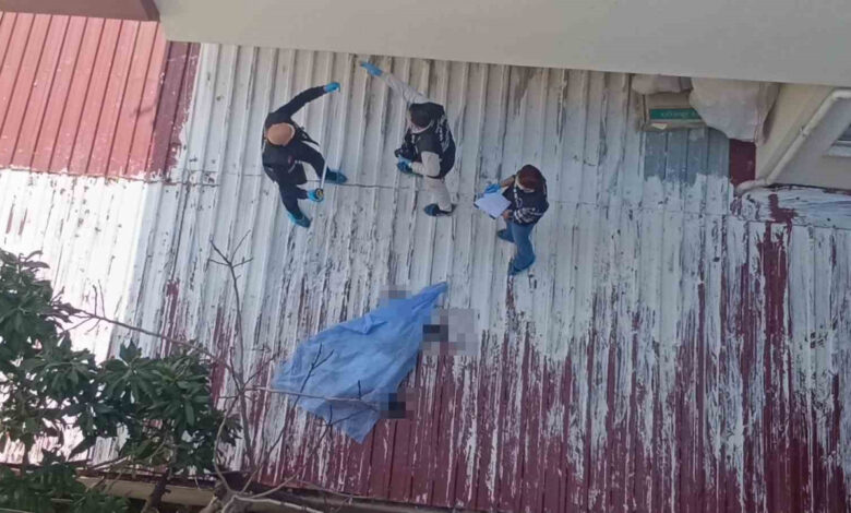 Antalya’da apartmanın üçüncü katından düşen kişi yaşamını yitirdi 1 antalyada apartmanin ucuncu katindan dusen kisi yasamini yitirdi RCDIrlga