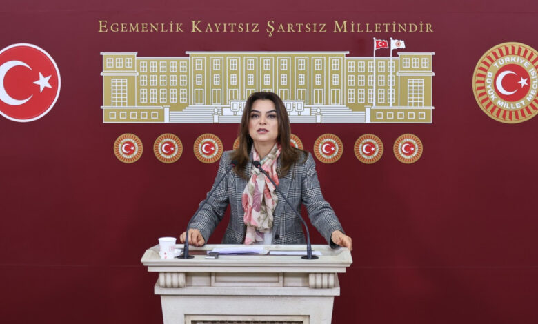Ateşkes ilanı sonrası DEM Parti'den ilk açıklama: Memnuniyet verici 1 ateskes ilani sonrasi dem partiden ilk aciklama memnuniyet verici F23rwUYd