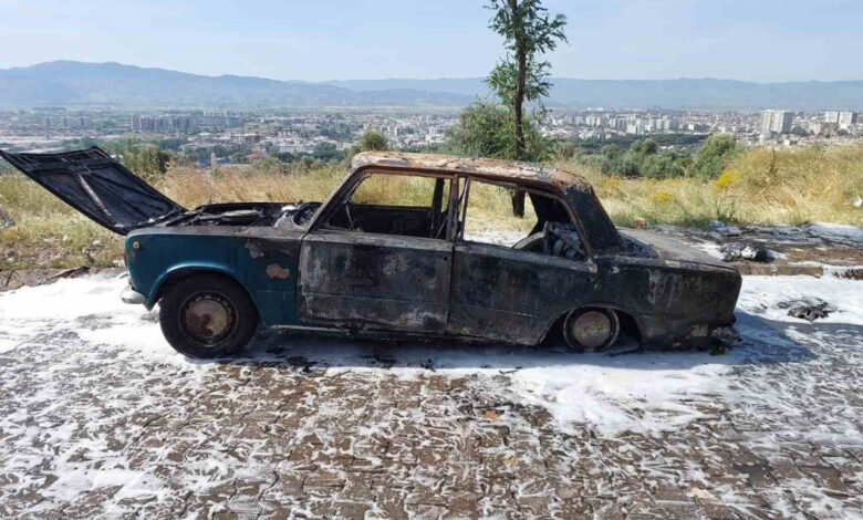 Aydın’da otomobil alevlere teslim oldu 1 aydinda otomobil alevlere teslim oldu gRBde34G