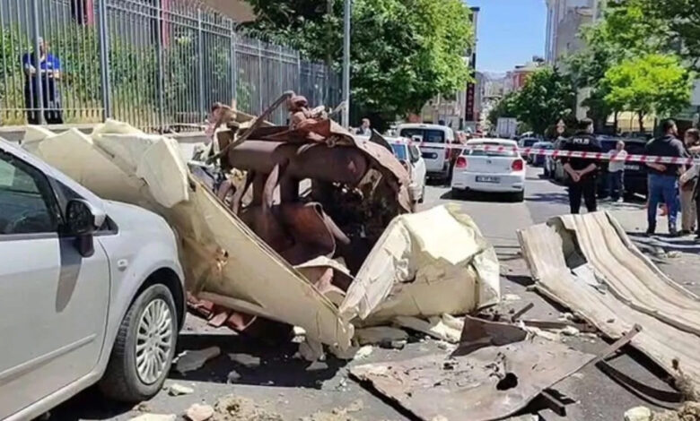 bagcilarda buhar kazani infilak etti 1 kisi yaralandi JK4T5VlO