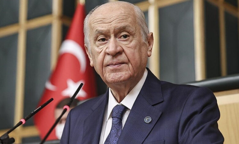 Bahçeli 'vefat etti' dedi, gözaltına alındı: Partisi görevden aldı 1 bahceli vefat etti dedi gozaltina alindi partisi gorevden aldi cVJadJ36