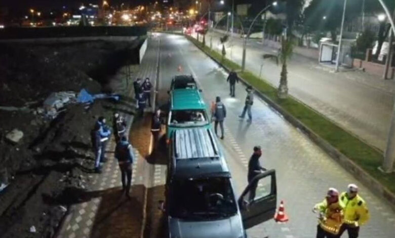 Balıkesir’de trafik denetimi: 8 firari yakalandı, 38 araca ceza kesildi 1 balikesirde trafik denetimi 8 firari yakalandi 38 araca ceza kesildi cg8slA1g