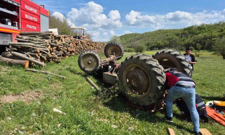 Bilecik’te traktör kazası: Sürücü devrilen aracın altında kaldı, son anda kurtarıldı 1 bilecikte traktor kazasi surucu devrilen aracin altinda kaldi son anda kurtarildi gMn5yGgR