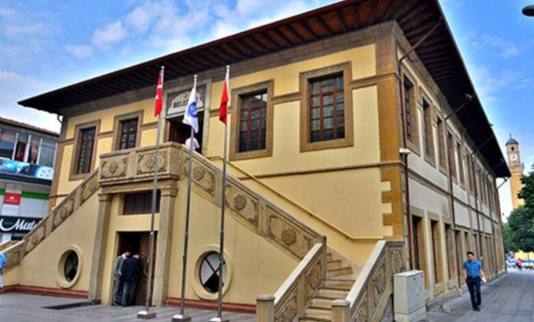 Çorum Belediyesi'nden 'usulsüzlük' açıklaması: 'Savcılığa suç duyurusunda bulunduk' 1 corum belediyesinden usulsuzluk aciklamasi savciliga suc duyurusunda bulunduk MtGyJ2DR