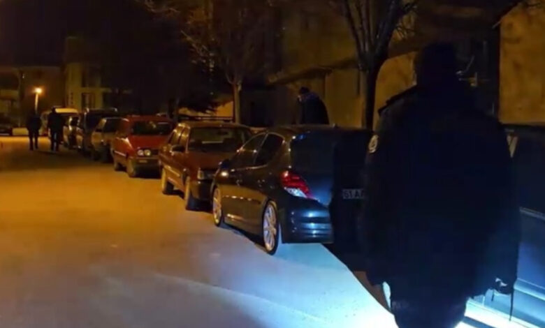 Çorum'da park halindeki araçlara zarar verildi 1 corumda park halindeki araclara zarar verildi chNANpJu
