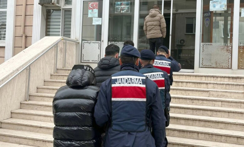 'Daltonlar' Yunanistan'a kaçarken yakalandı 1 daltonlar yunanistana kacarken yakalandi HY7isK85