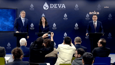 dem partiden deva partisine ziyaret baris icin gerekli olan kararliligi iktidarda gormuyoruz 9BIsQYCq