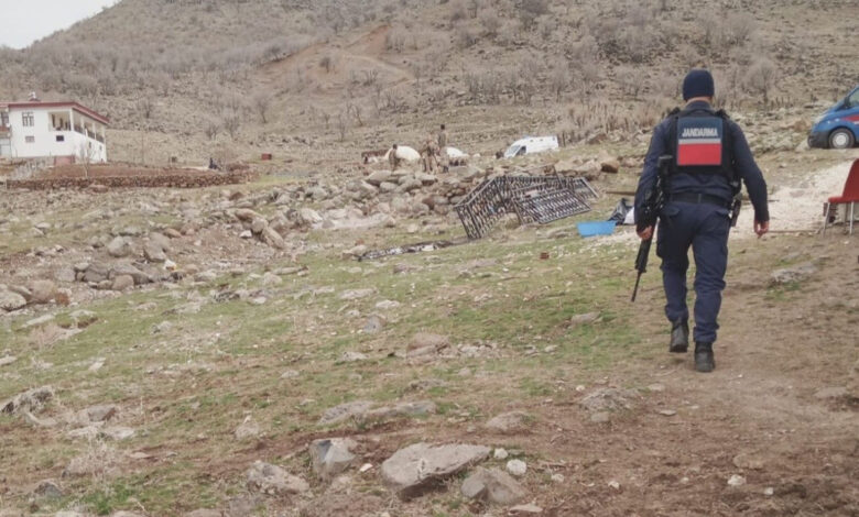 Diyarbakır'da komşu aileler arasında kavga: 3 ölü, 5 yaralı 1 diyarbakirda komsu aileler arasinda kavga 3 olu 5 yarali NpVjDzwG