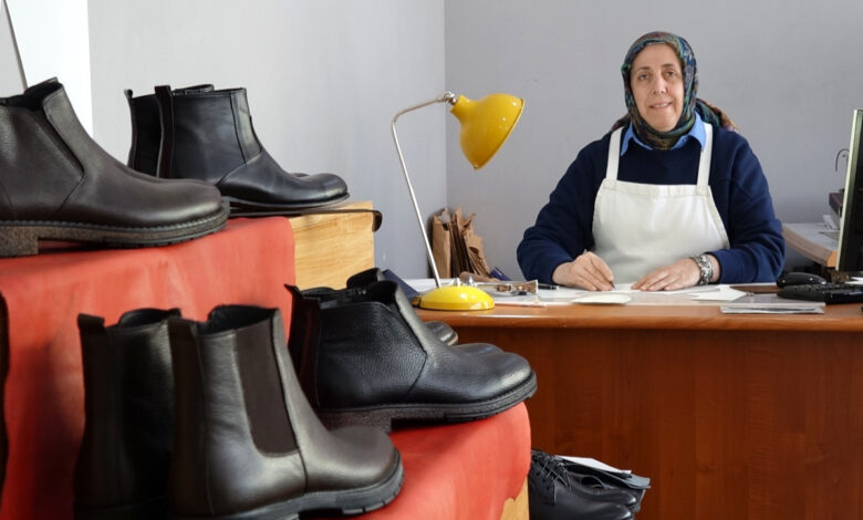 Doğu Karadeniz'in tek kadın ayakkabı tasarımcısı 1 dogu karadenizin tek kadin ayakkabi tasarimcisi r2mDbm6t