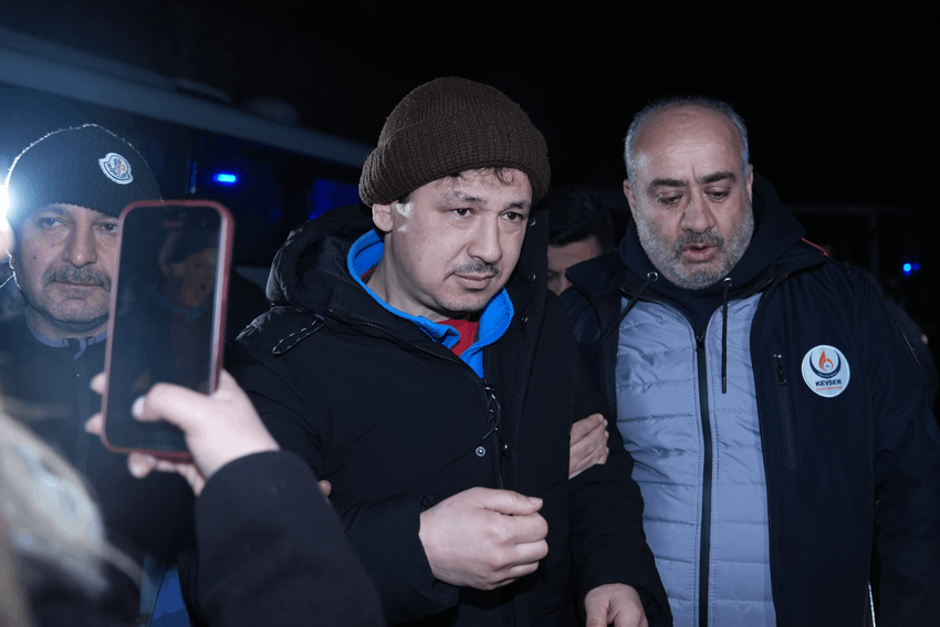 ece gurelin esinin hesabindaki rakamlar dikkat cekti ne anlama geliyor 1 5ltTu4pF