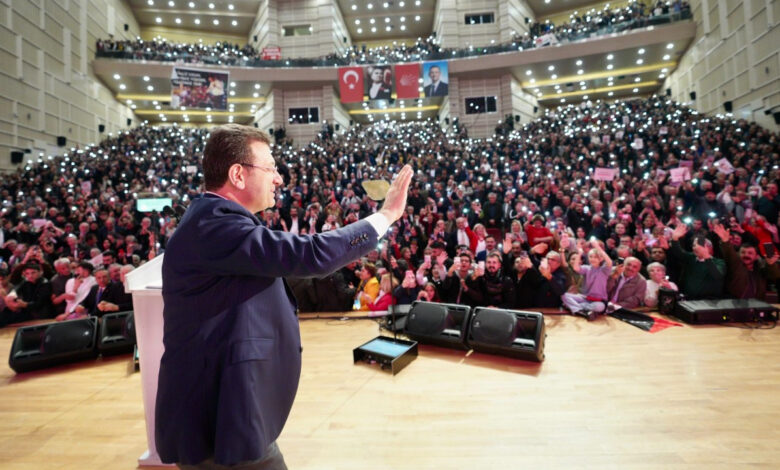 Ekrem İmamoğlu: Zenginler de yoksullar da aynı şeyi söylüyorlar 1 ekrem imamoglu zenginler de yoksullar da ayni seyi soyluyorlar hiBFNBkm