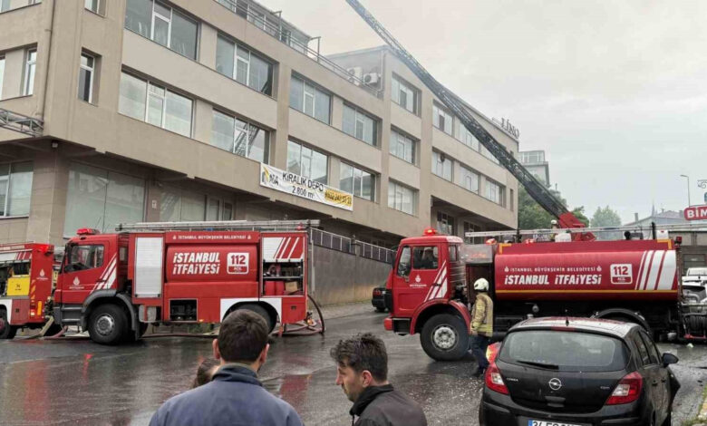 eyupsultanda tekstil atolyesinde yangin panigi KtJhz8zO