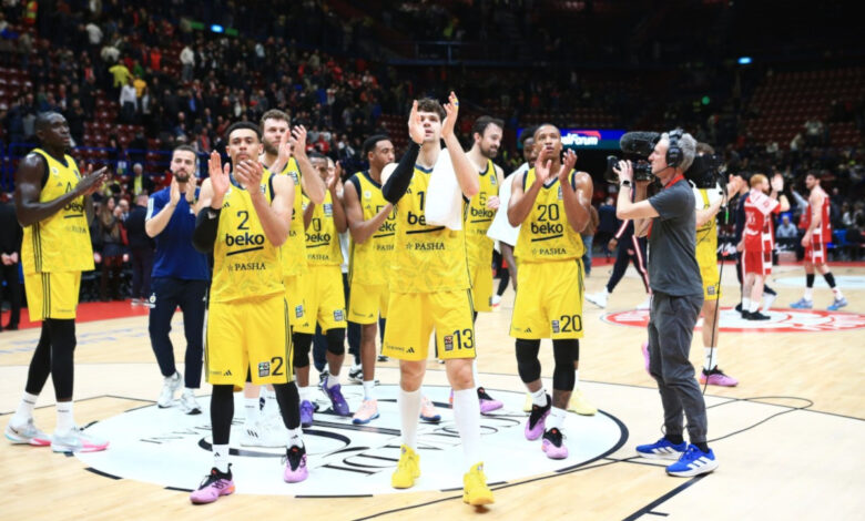Fenerbahçe İtalya'da Milan'ı 24 sayı farkla geçti 1 fenerbahce italyada milani 24 sayi farkla gecti ZCEhizOE