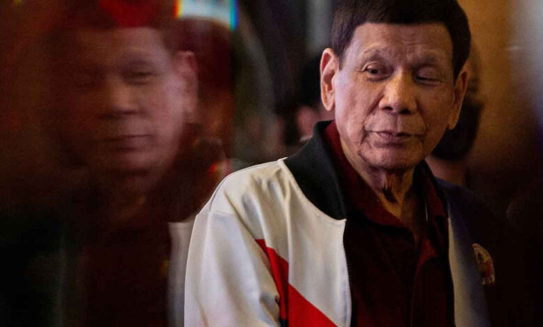 Filipinler'in eski devlet başkanı Duterte gözaltına alındı 1 filipinlerin eski devlet baskani duterte gozaltina alindi G1xEQWxY