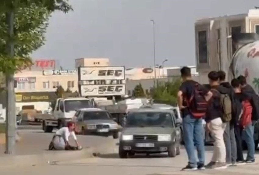 gaziantepte kadinlarin kavgasi kamerada cevredekiler sadece izledi 0 TV5azAmy