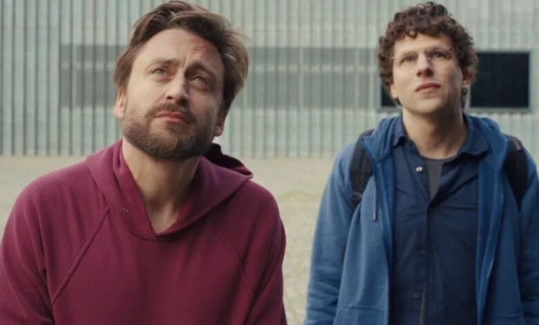 'Gerçek Acı', ABD'li aktör Jesse Eisenberg'i Polonya vatandaşı yaptı 1 gercek aci abdli aktor jesse eisenbergi polonya vatandasi yapti MBHlnFKX