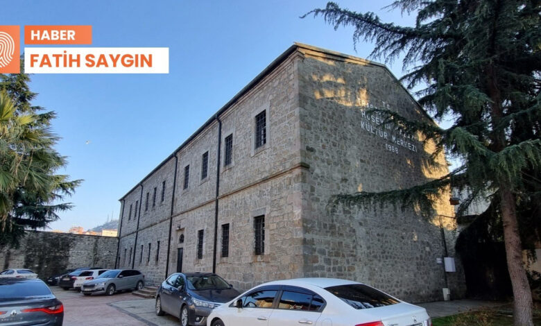 Hüseyin Kazaz, Valiliğe devredildi: Trabzon'da tiyatrolar sahnesiz kaldı 1 huseyin kazaz valilige devredildi trabzonda tiyatrolar sahnesiz kaldi cFZ5vwlN