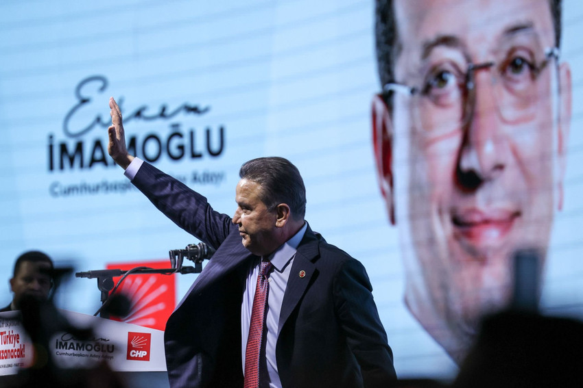 İmamoğlu’nun Antalya mitinginden izlenimler: Coşku ve gerginlik birlikte yaşandı 4 imamoglunun antalya mitinginden izlenimler cosku ve gerginlik birlikte yasandi 2 LnggmCMb