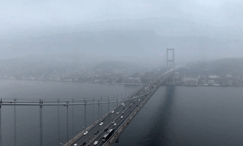 İstanbul Boğazı'nda gemi trafiği askıya alındı 1 istanbul bogazinda gemi trafigi askiya alindi SfvdH7DN