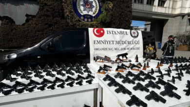 istanbulda cete operasyonlari kalem gorunumlu dort suikast silahi ele gecirildi GGmQN7GO
