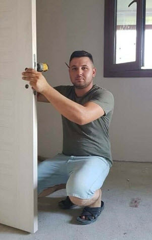 İzmir'de bir kadın sokak ortasında dövülerek katledildi 2 izmirde bir kadin sokak ortasinda dovulerek katledildi 0 8Tj9IUAJ