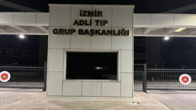 izmirde yan bakma kavgasi 1 olu 2 yarali SUpc7MMd