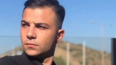 izmirde yan bakma kavgasi 23 yasindaki genc olduruldu MmJfBRPu