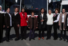 kadin otobus soforleri anlatiyor yolculardan cok guzel tepkiler aliyoruz EGzwhepN