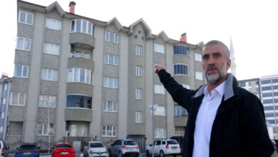 karlari temizlemek isterken catidan dusuyordu bir daha cikmayacagim 1CuqM2rt