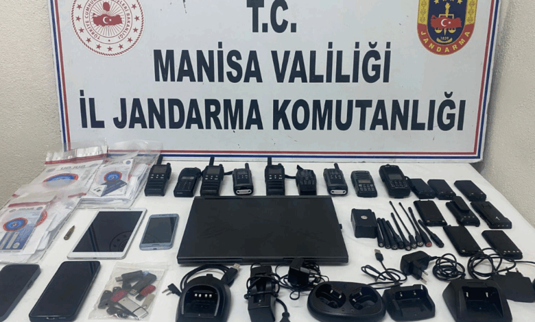 Kendisini MİT mensubu olarak tanıtan adliye katibi yakalandı 1 kendisini mit mensubu olarak tanitan adliye katibi yakalandi xd8IPcOv