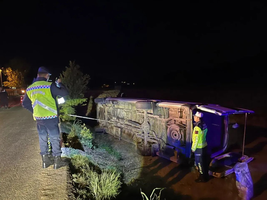 kocaeli kandirada minibus kazasi 9 yarali 0 81gtyRdk