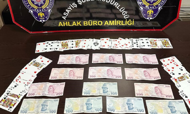 Kumar oynayan 4 kişiye 36 bin lira ceza 1 kumar oynayan 4 kisiye 36 bin lira ceza u2tSkMTa