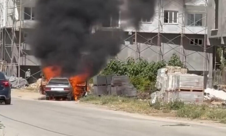 Mardin’de alev topuna dönen otomobil korku dolu anlar yaşattı! 1 mardinde alev topuna donen otomobil korku dolu anlar yasatti AuXnDYXa