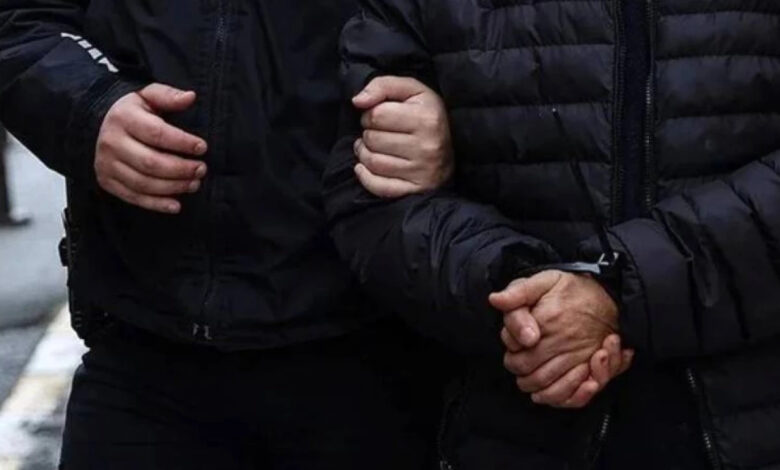 Mersin ve Adana'da tefecilik operasyonu: 25 tutuklama 1 mersin ve adanada tefecilik operasyonu 25 tutuklama HxpxKjXF