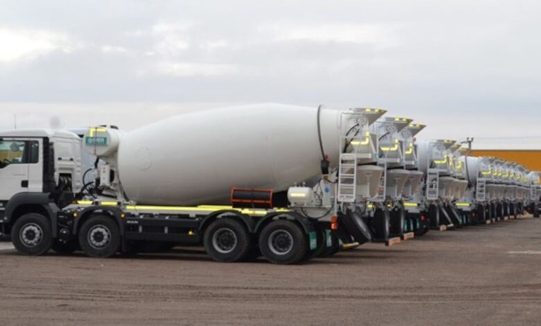 mersinde devrilen beton mikserinin surucusu yaralandi sTnNVyb8