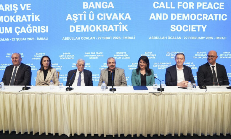 Öcalan'ın açıklamasının dış basındaki yansımaları: 'Başta Suriye olmak üzere bölgede etkileri olacak' 1 ocalanin aciklamasinin dis basindaki yansimalari basta suriye olmak uzere bolgede etkileri olacak xAJ8hCSY