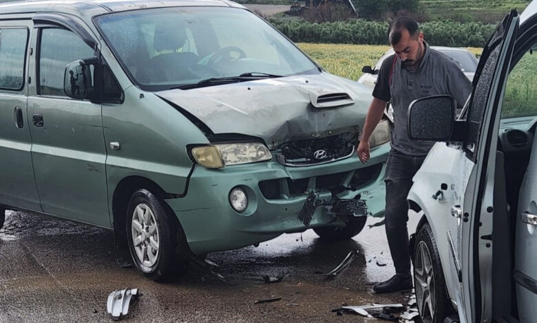 Osmaniye’de trafik kazası: Minibüs ile ticari araç çarpıştı, 1 kişi yaralandı 1 osmaniyede trafik kazasi minibus ile ticari arac carpisti 1 kisi yaralandi J9ifCD1a