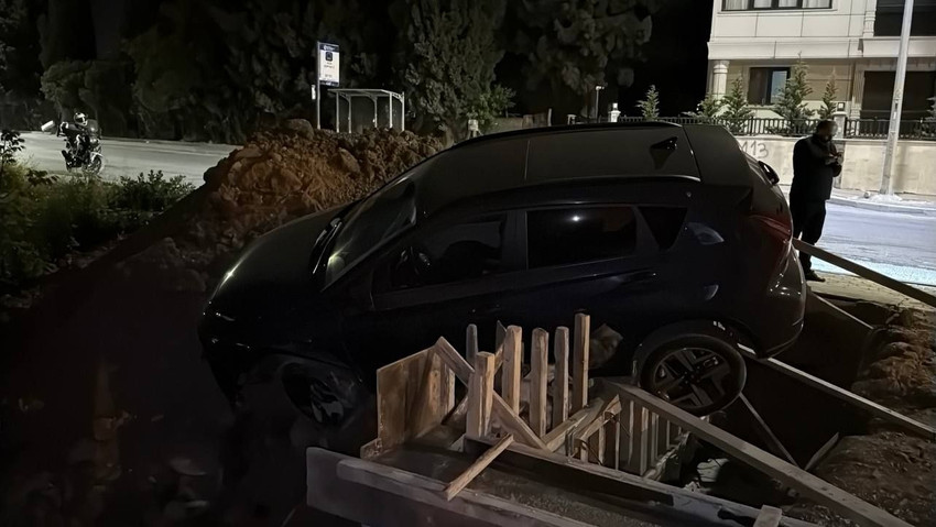 otomobil insaatta perde betonda asili kaldi 0 6TQRLjTp