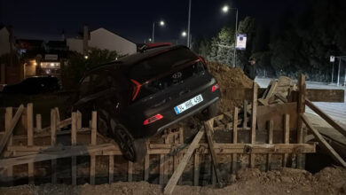 otomobil insaatta perde betonda asili kaldi lD8tGVMp